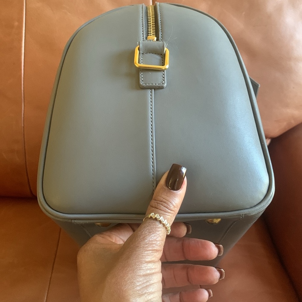 Saint Laurent Gray Leather Women's Bag - Picture 13 of 17